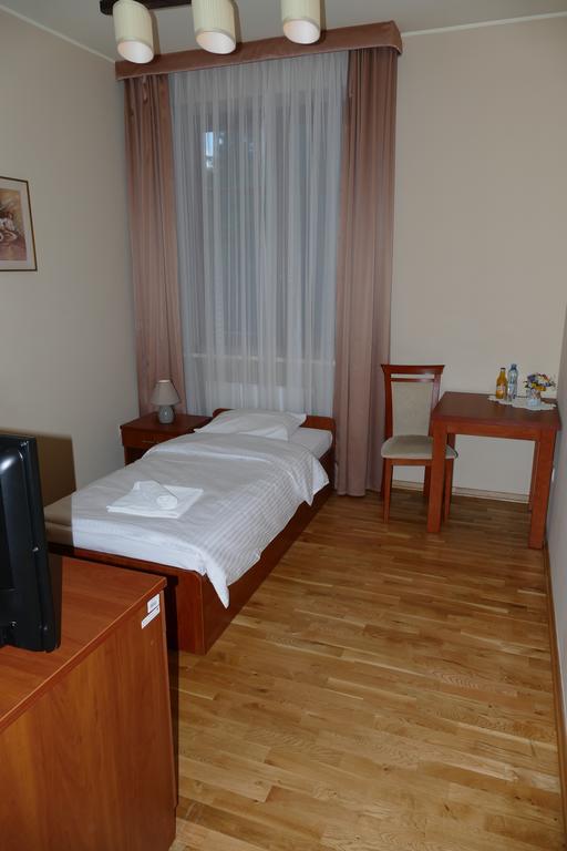Otrębusy Ckm Centrum Konferencyjne Mazowsze מראה חיצוני תמונה