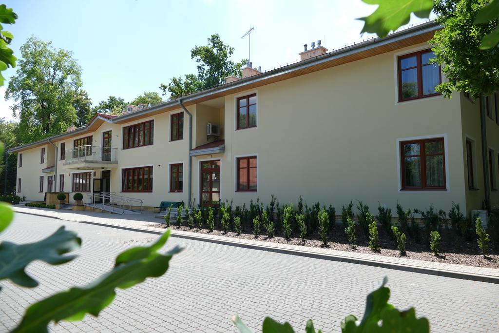 Otrębusy Ckm Centrum Konferencyjne Mazowsze מראה חיצוני תמונה